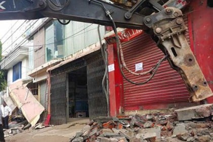গুলশানে অবৈধ বাণিজ্যিক স্থাপনা উচ্ছেদ অভিযান শুরু