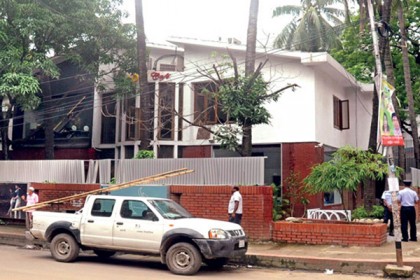 নিলামে উঠছে সালমান এফ রহমানের বাড়ি