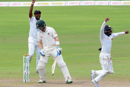 টানা ২৫ ওভার মেডেন!