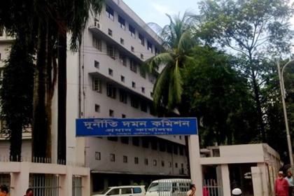 নূর হোসেনের স্ত্রী রুমা আক্তার গ্রেফতার
