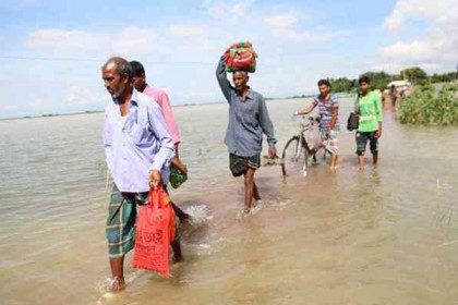 উত্তরাঞ্চলে নতুন নতুন এলাকা প্লবিত, আরও ৬ জনের মৃত্যু