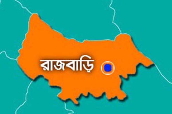 রাজবাড়ীতে ট্রলার ডুবে নিখোঁজ ৫