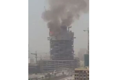 দুবাইয়ে নির্মাণাধীন ৬০ তলা ভবনে আগুন