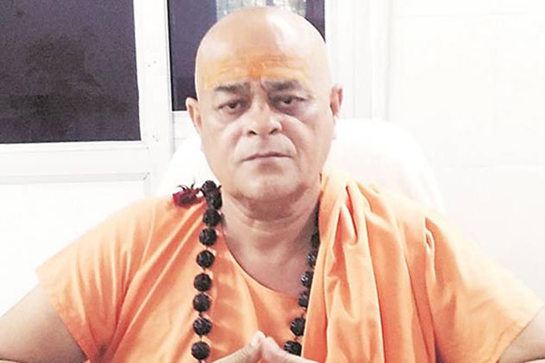 গরুকে কেন্দ্র করে তৃতীয় বিশ্বযুদ্ধ হতে পারে: স্বামী অখিলেশ্বরানন্দ