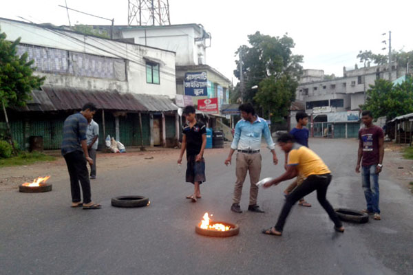 রাঙামাটিতে সকাল-সন্ধ্যা হরতাল চলছে
