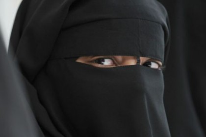 জার্মানিতে বোরকা নিষিদ্ধের ইঙ্গিত