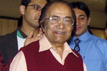 অবিশ্বাস্যভাবে বেঁচে ওঠার পর এবার সত্যিই মারা গেলেন হানিফ মোহাম্মদ