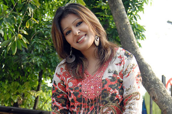 বর্তমান স্বামীর ঘর ছাড়লেন তিন্নি!