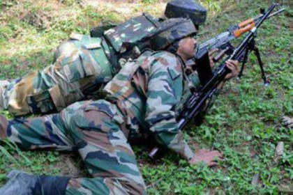 কাশ্মীরের নওহাট্টায় সেনা ক্যাম্পে জঙ্গি হামলা