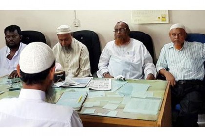 ১২ দফা দাবিতে ট্যাংকলরি মালিকদের আল্টিমেটাম