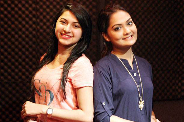 লিজা-নদীর 'চাঁদমুখ'