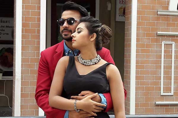 ভিডিওতে শাকিব-বুবলির প্রেম রসায়ন
