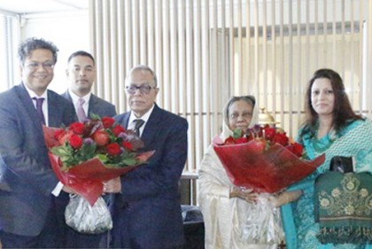 লন্ডনে পৌঁছেছেন রাষ্ট্রপতি