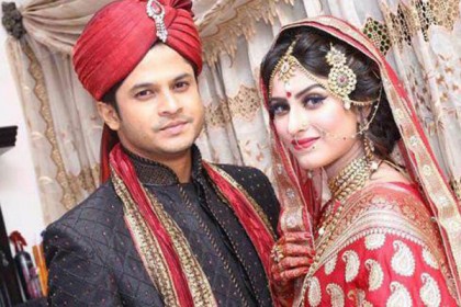 সংসার ভাঙনের গুঞ্জনকে গুজব বললেন নিলয়