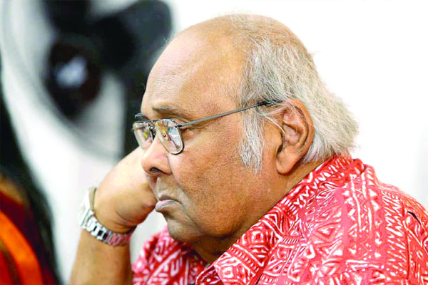 শহীদবিহীন ঢাকা