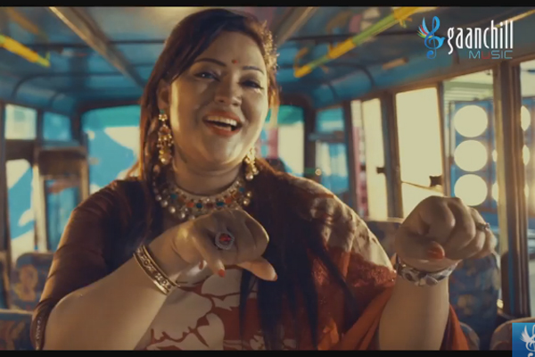 দুই দিনে ২ লাখ ছাড়িয়ে লোকালবাস (ভিডিও) 