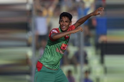 এবার ওয়াকারের বিশ্বসেরা একাদশে মুস্তাফিজ