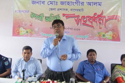 'মংলা হবে বাংলাদেশের সিঙ্গাপুর'
                                                   