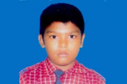 ৩ সপ্তাহেও খোঁজ মেলেনি বগুড়ার স্কুলছাত্র আকাশের