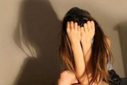 ধর্ষককে ২০ বছর পর শাস্তি দিলো সেই শিশু!