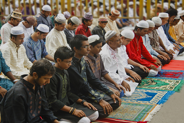 ঈদ জামাত কখন কোথায়