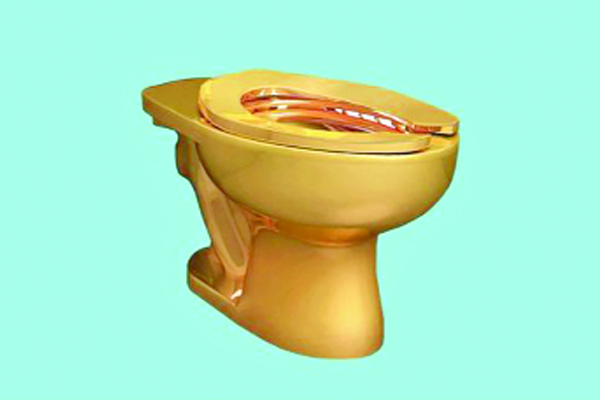 এক পেনিতে সোনার টয়লেট