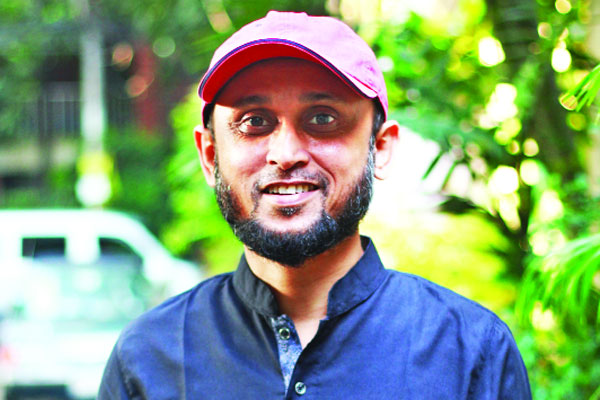 মুগ্ধতা ছড়ালেন ফারুকী