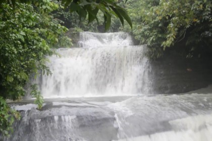 ঘুরে এলাম খৈয়াছড়া 
