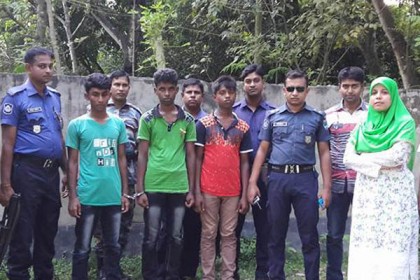 স্কুল ছাত্রীকে উত্যক্ত করায় দুই বখাটের কারাদণ্ড