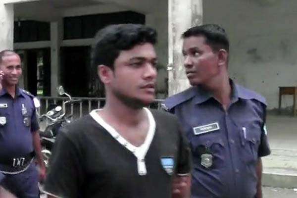 নিতু হত্যাকারী ঘাতক মিলনকে কলেজ থেকে বহিস্কার