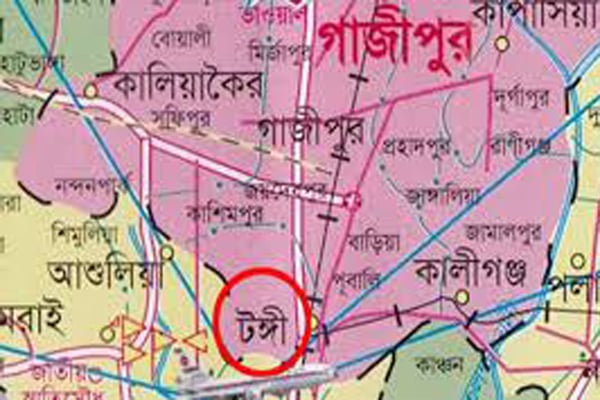 টঙ্গীতে বেতনের দাবিতে পোশাক শ্রমিকদের বিক্ষোভ