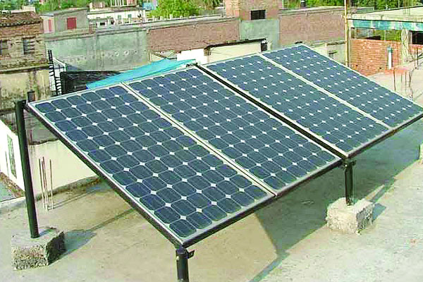 সৌর প্যানেল ব্যবহারে অনাগ্রহী রাজধানীবাসী
