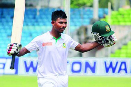 প্রথমবারের মতো ওয়ানডে দলে মোসাদ্দেক