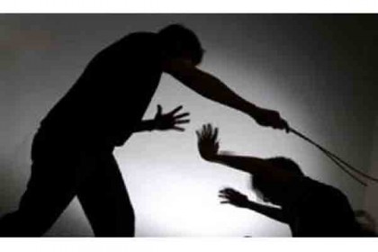 মাদারীপুরে স্কুল ছাত্রকে পিটিয়ে জখম 
