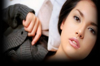 গোপন তথ্য ফাঁসে কাঁদলেন সাবেক পর্নস্টার