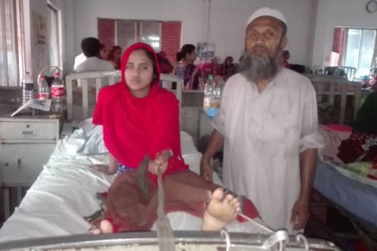 মেয়ের জন্য সহযোগিতা চেয়ে সাহায্যের হাত বাবার