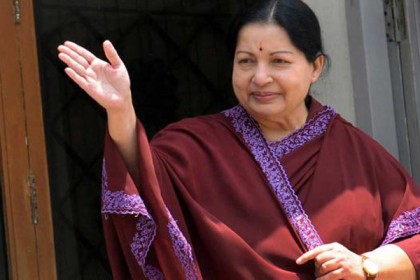 তামিলনাড়ুতে মেয়েদের ৮ গ্রাম করে স্বর্ণমুদ্রা দেবেন আম্মা!