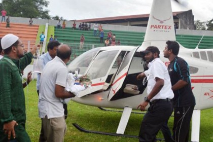 অবশেষে ঢাকায় সেই আলোচিত শিশুটি