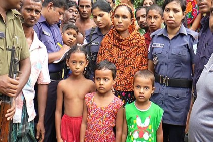 দিনাজপুরে ৩ শিক্ষার্থীকে অপহণের সময় নারী আটক
