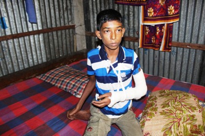 মুন্সীগঞ্জে ২৩ শিক্ষার্থীকে বেত্রাঘাত, এক আসামি রিমাণ্ডে