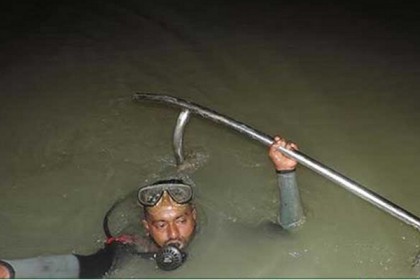 পাওয়া গেছে প্রাইভেটকারটি, নিখোঁজ চালক
