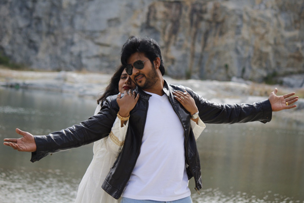 'বালা'র অর্ধেক শুটিং প্রায় শেষ