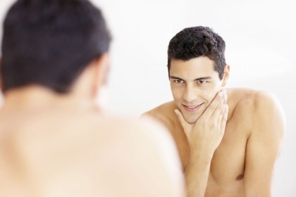 ঘুমানোর আগে পুরুষের ত্বকের যত্ন