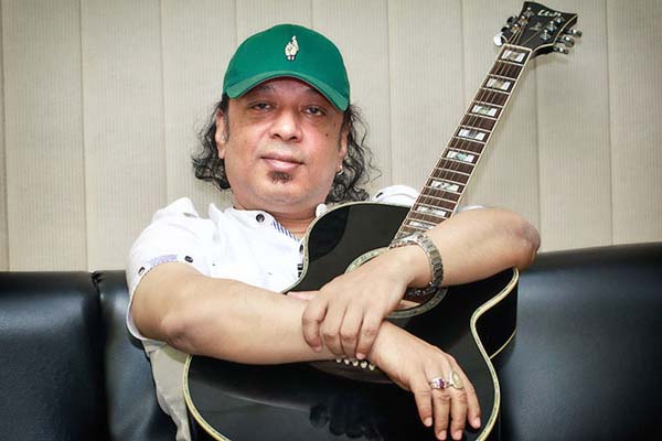 আজ কানাডা মাতাবে এলআরবি