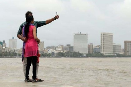 ভারতে ডেটিংয়ের জায়গা করে দিতে কোম্পানি!