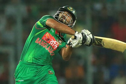 ছক্কার ফিফটি মাশরাফির