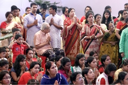 মহাষ্টমীতে সন্ত্রাস ও জঙ্গিবাদমুক্ত বাংলাদেশ কামনা 