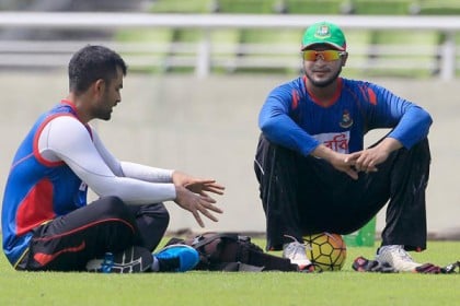 পিসিবির তালিকায় সাকিব প্লাটিনাম, তামিম গোল্ডেন