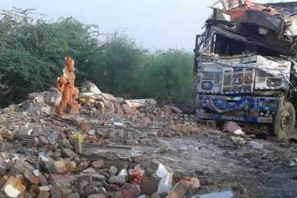 ভারতের একটি মন্দিরে দুর্ঘটনায় নিহত ৬
