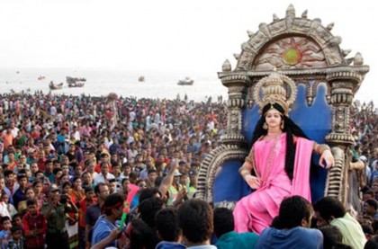 প্রতিমা বিসর্জনের মধ্য দিয়ে আজ শেষ হবে শারদীয় দুর্গোৎসব